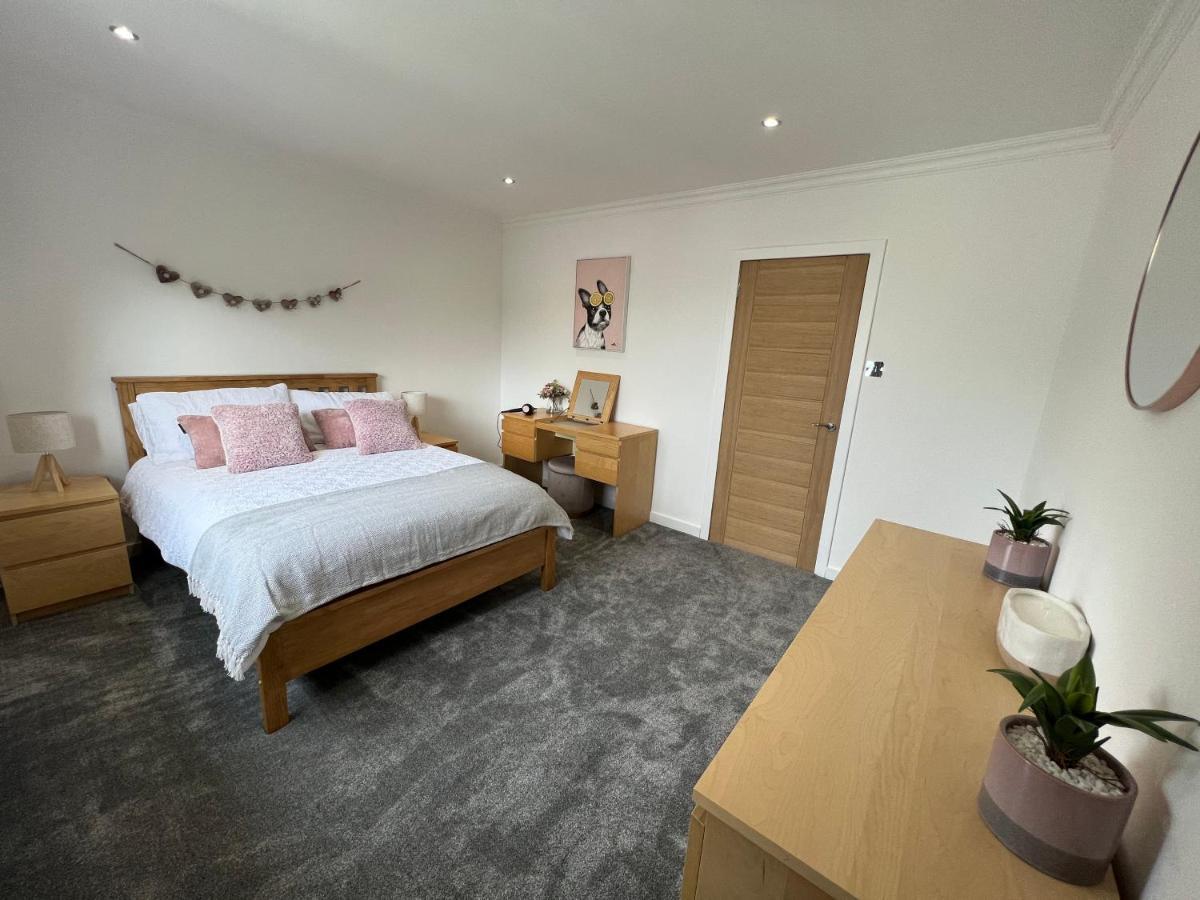 Appartement Beachfront Penthouse, Largs Extérieur photo